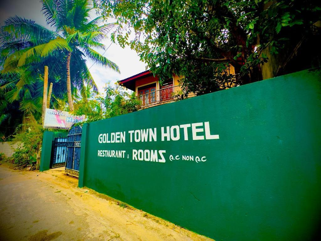 Golden Town Hotel Tangalle Bagian luar foto