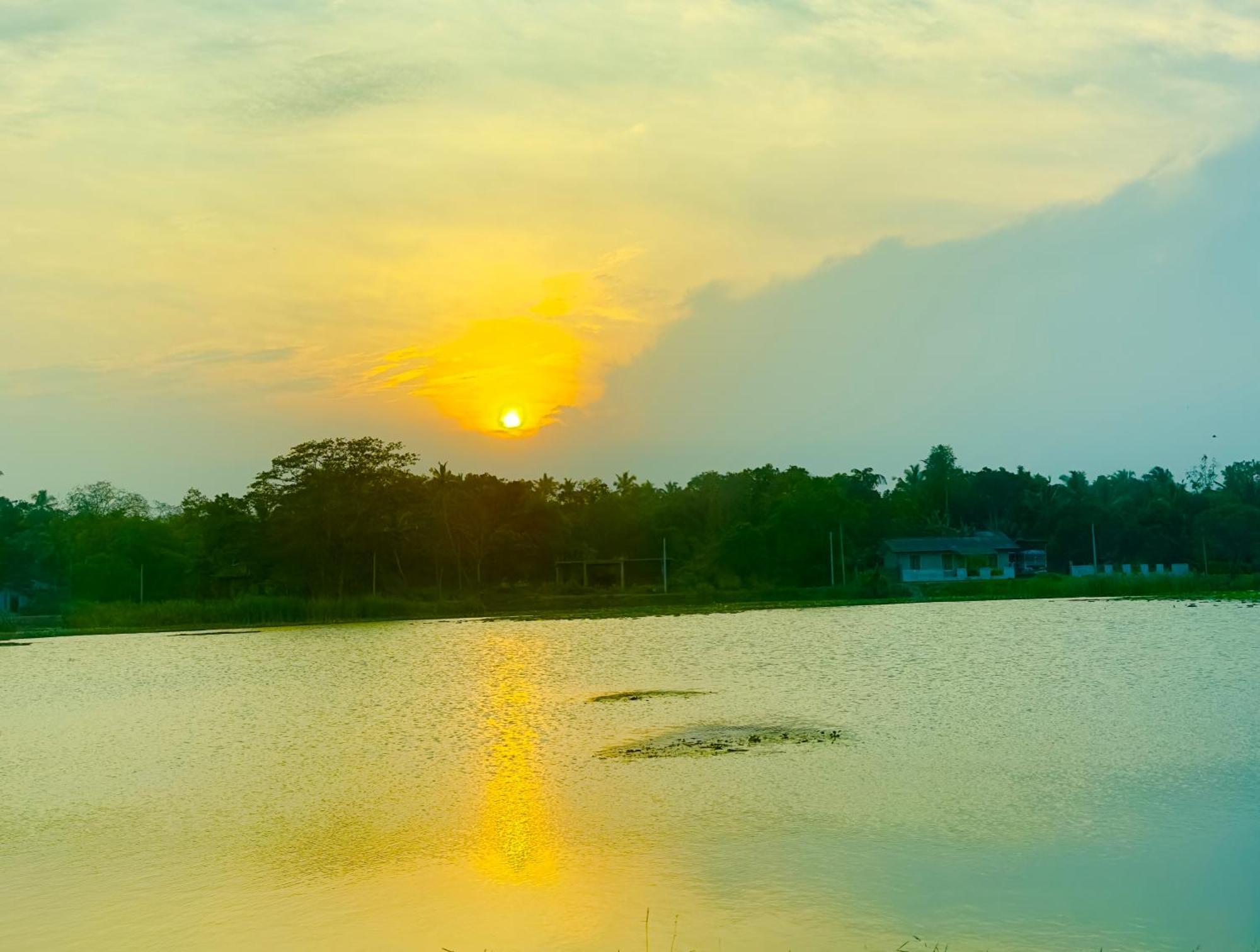 Golden Town Hotel Tangalle Bagian luar foto